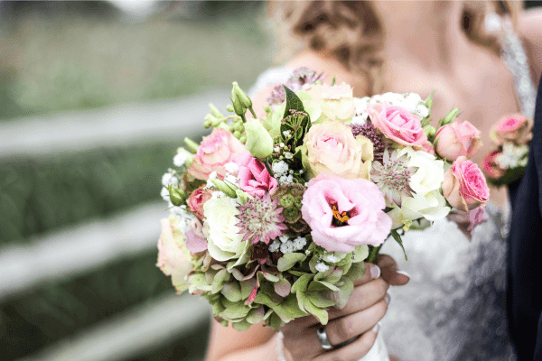 Bouquet de fleurs mariage